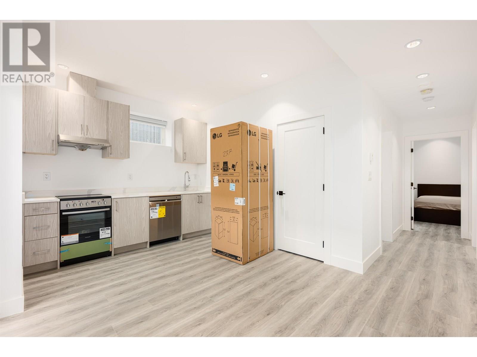 5469 Nelson Avenue, Burnaby, British Columbia  V5H 3H1 - Photo 40 - R3013754