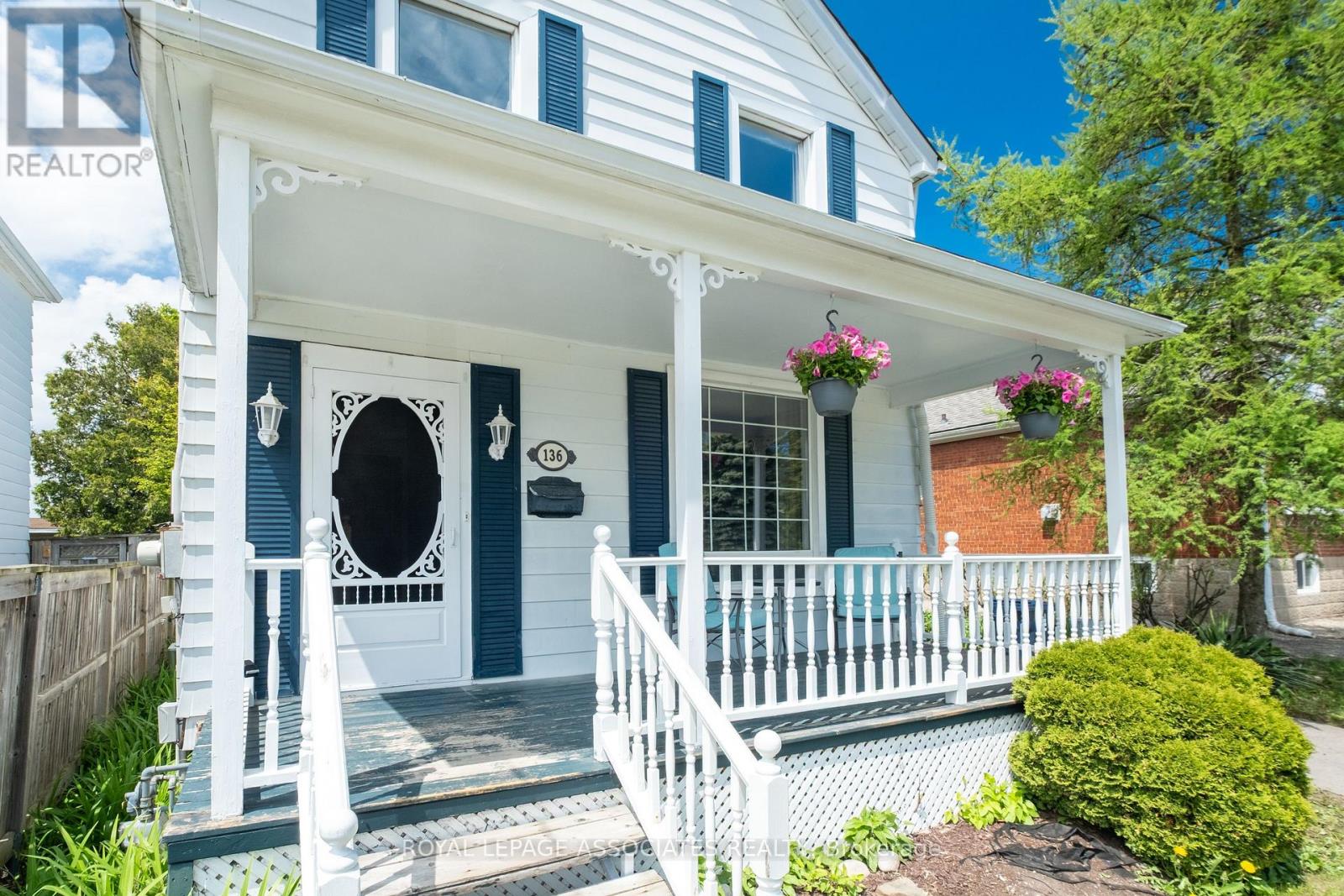 Property at 136 AYLESWORTH AVENUE image 4