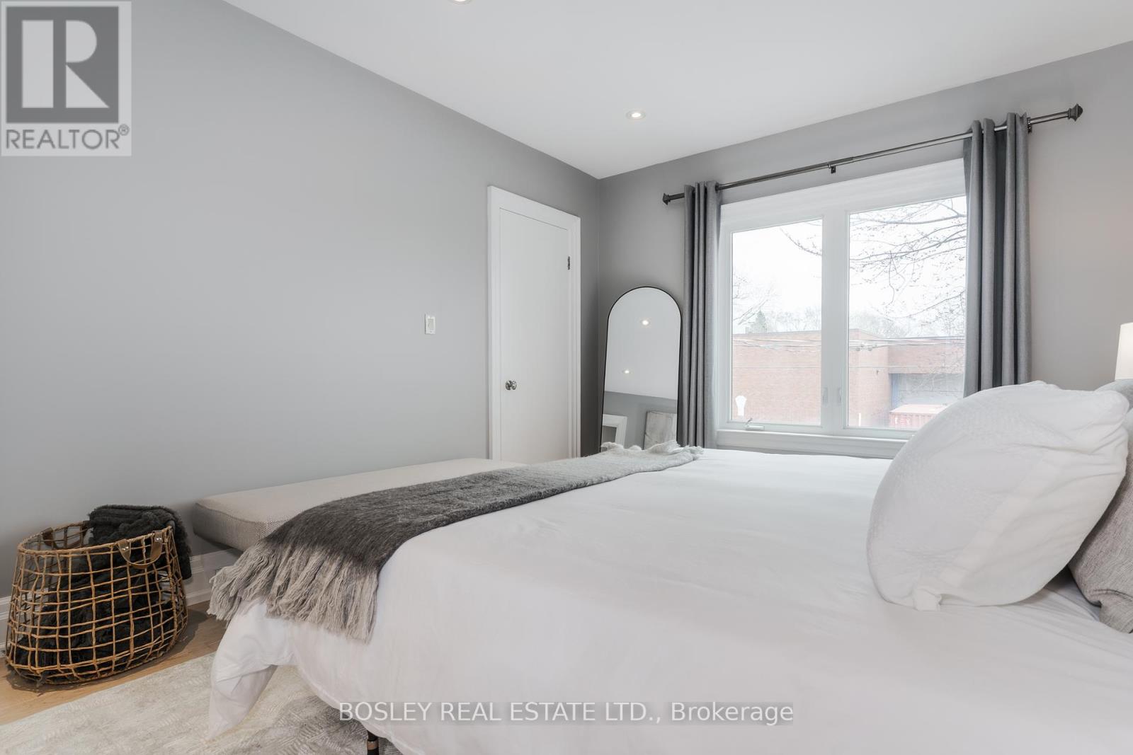 42 Logan Avenue, Toronto, Ontario  M4M 2M8 - Photo 17 - E12210591