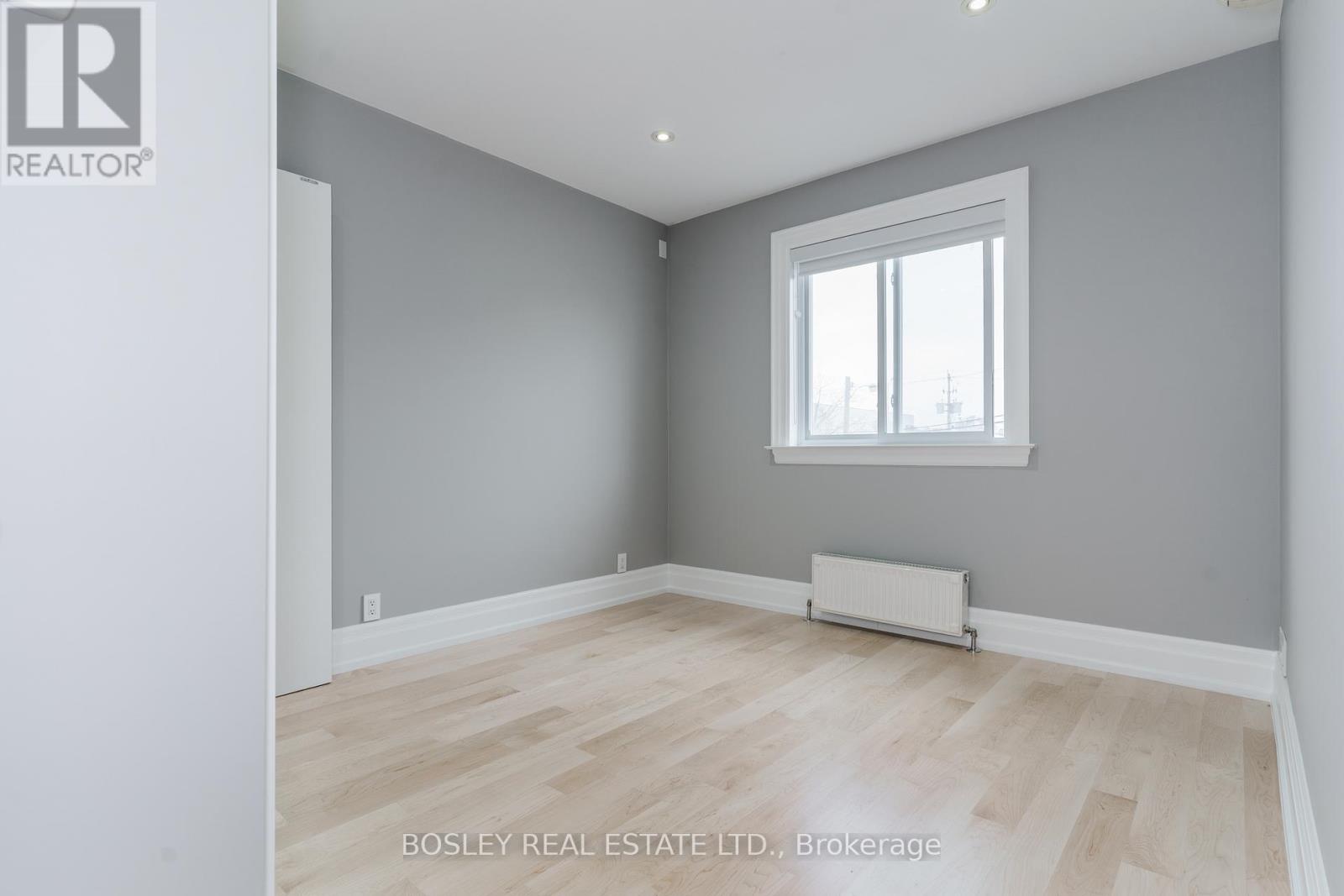 42 Logan Avenue, Toronto, Ontario  M4M 2M8 - Photo 23 - E12210591