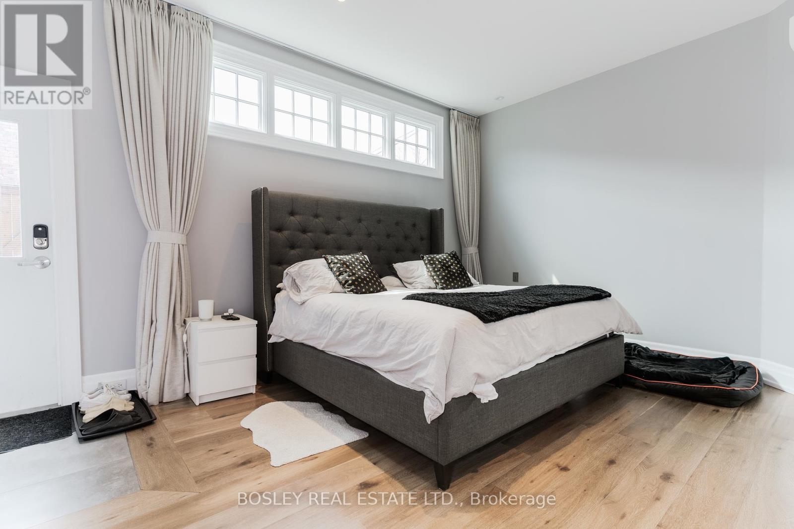 42 Logan Avenue, Toronto, Ontario  M4M 2M8 - Photo 32 - E12210591