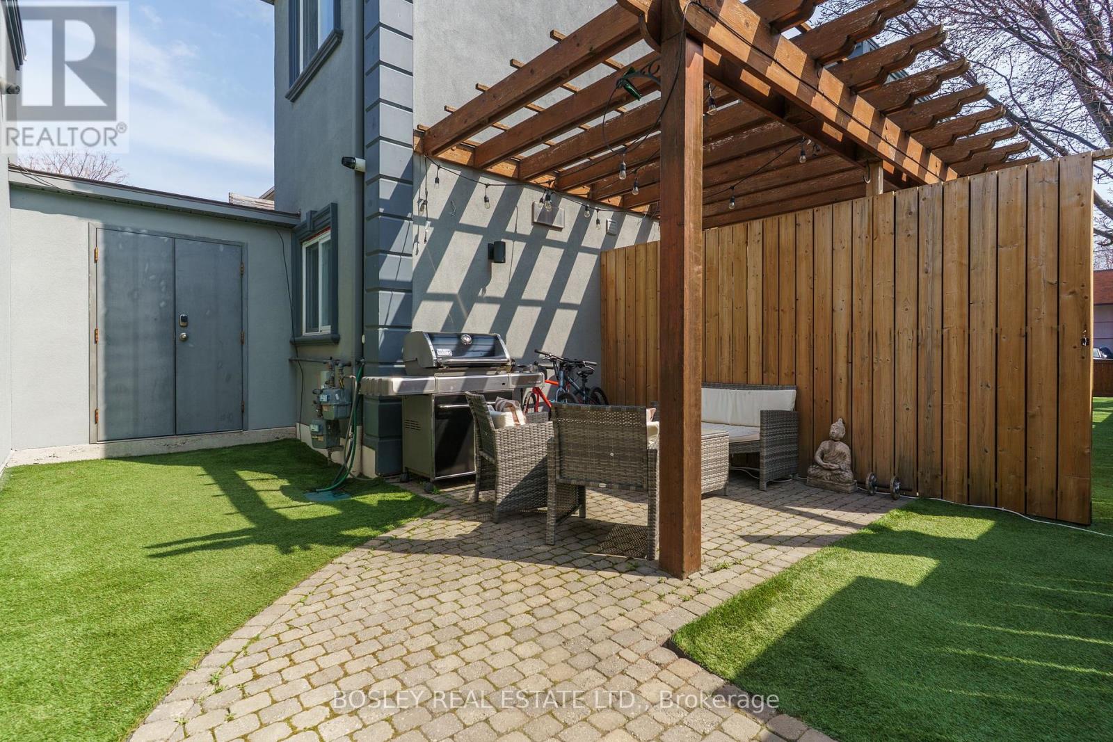 42 Logan Avenue, Toronto, Ontario  M4M 2M8 - Photo 38 - E12210591
