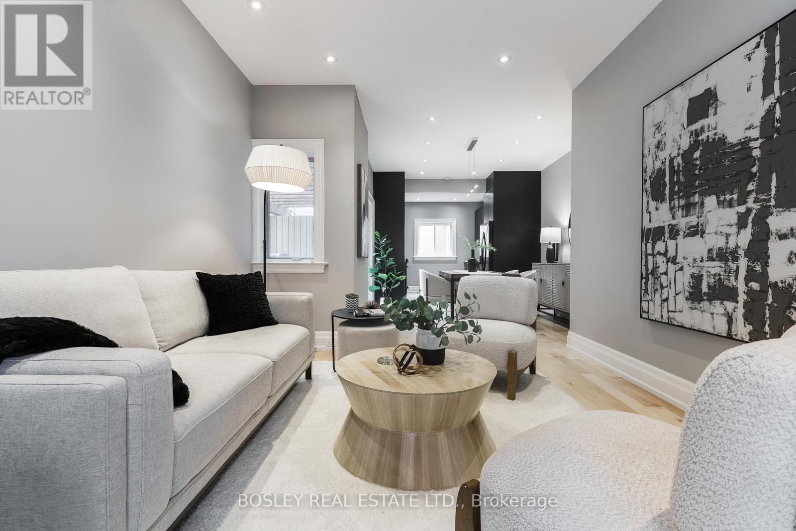 42 Logan Avenue, Toronto, Ontario  M4M 2M8 - Photo 4 - E12210591
