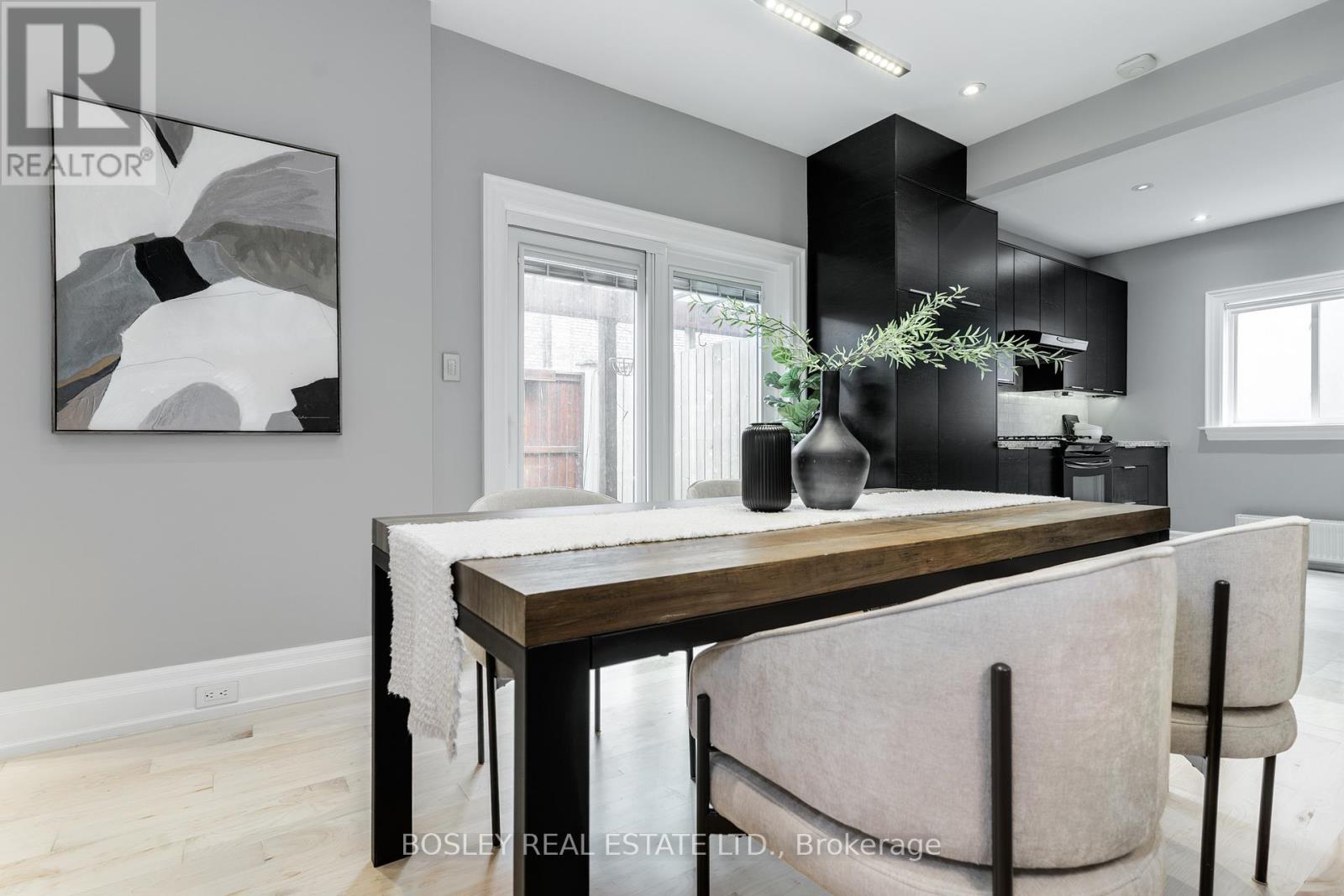 42 Logan Avenue, Toronto, Ontario  M4M 2M8 - Photo 6 - E12210591