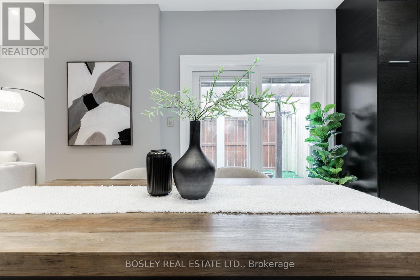 42 Logan Avenue, Toronto, Ontario  M4M 2M8 - Photo 7 - E12210591