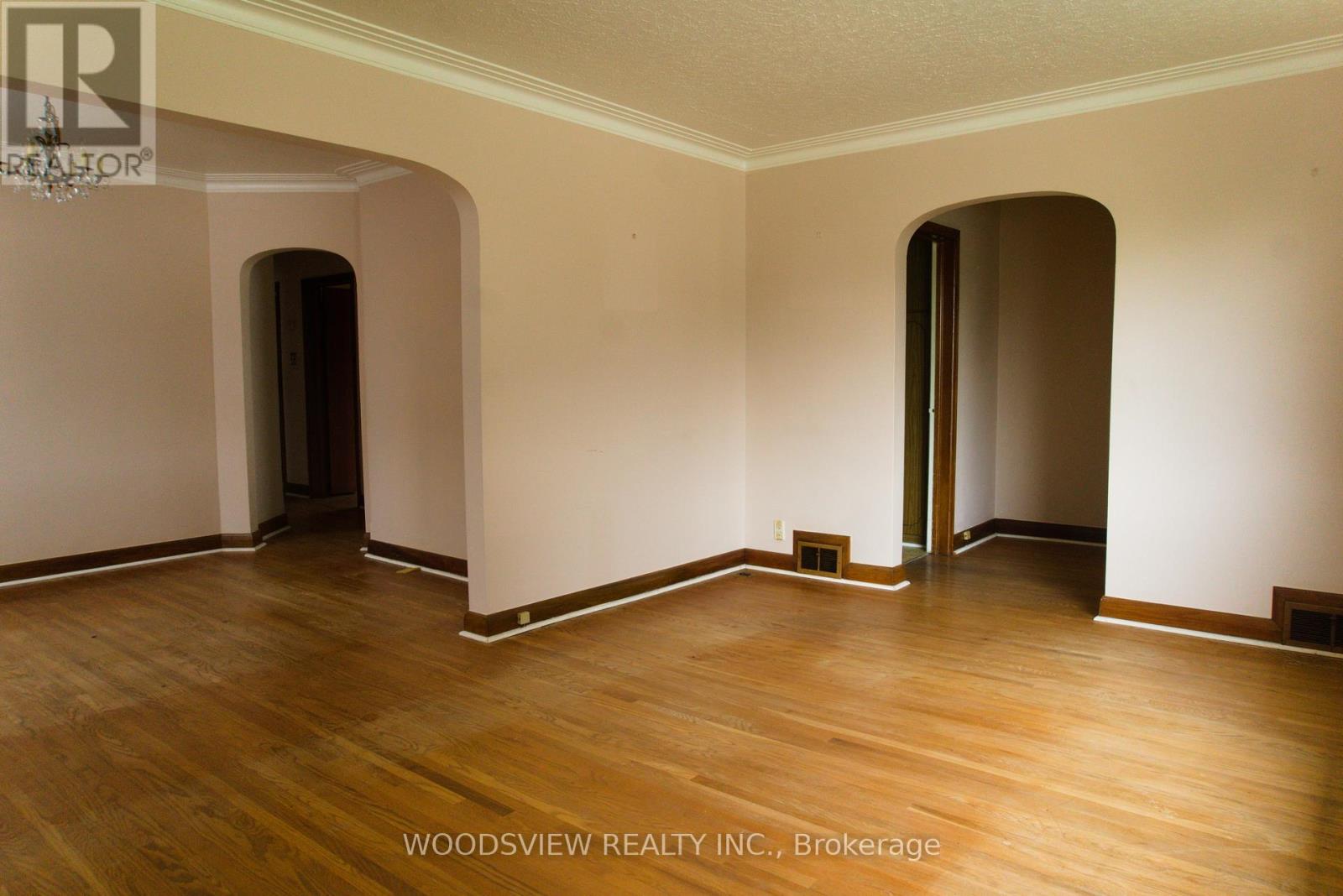 14 Shandara Crescent, Toronto (Wexford-Maryvale), Ontario  M1R 1E9 - Photo 8 - E12210621