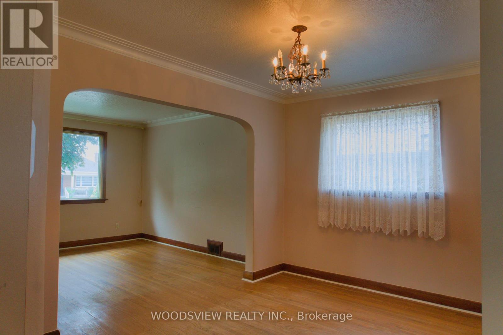 14 Shandara Crescent, Toronto (Wexford-Maryvale), Ontario  M1R 1E9 - Photo 9 - E12210621