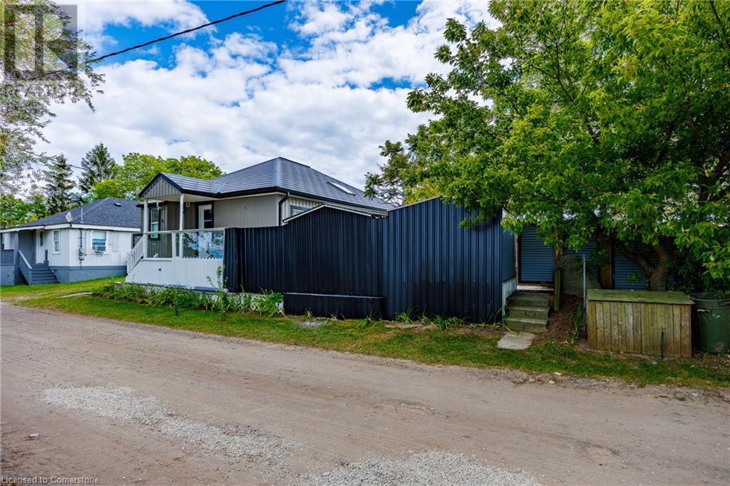 Property at 221-223 HASTINGS DR image 3