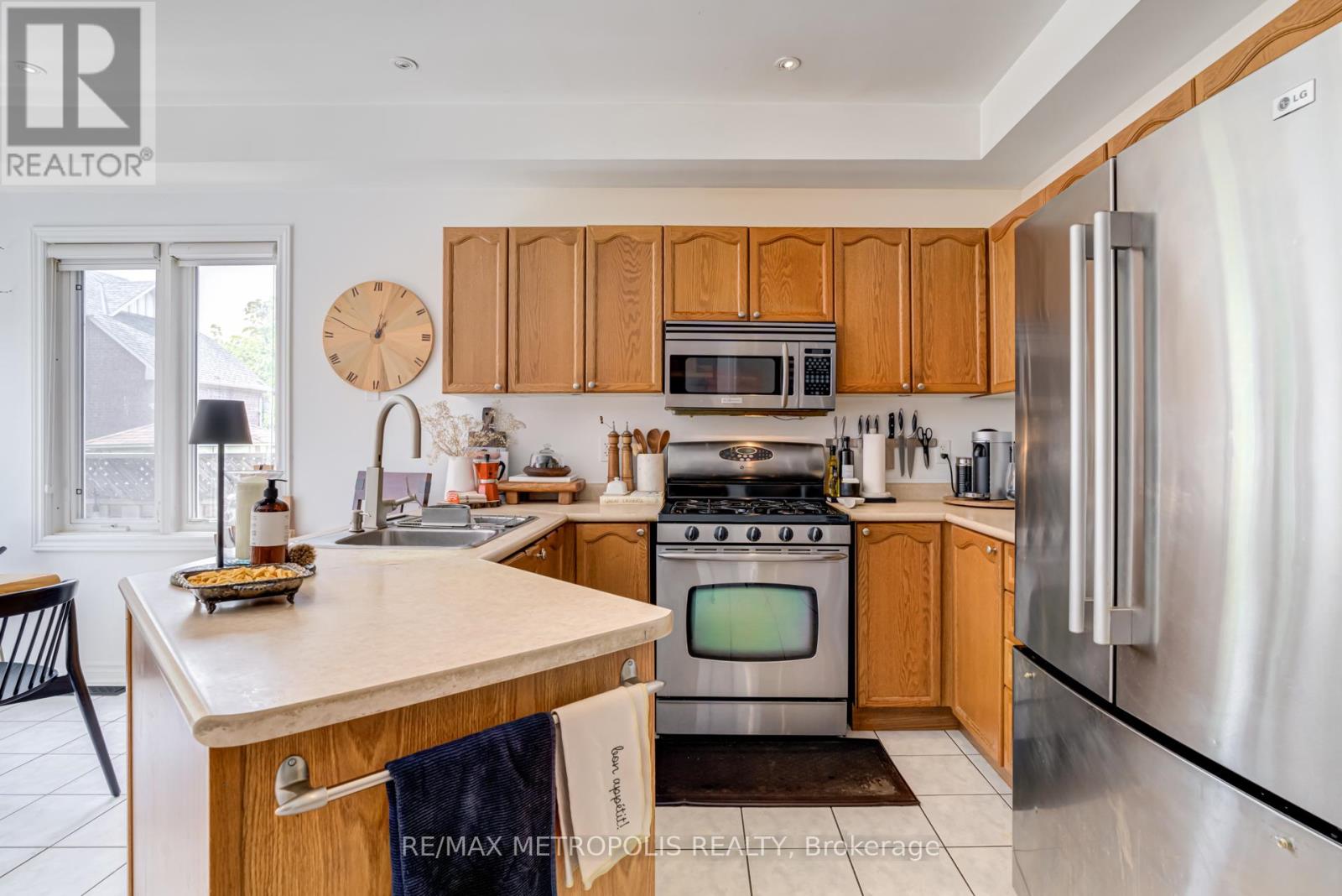 19 Miramar Drive, Markham (Greensborough), Ontario  L6E 1Z6 - Photo 12 - N12210577
