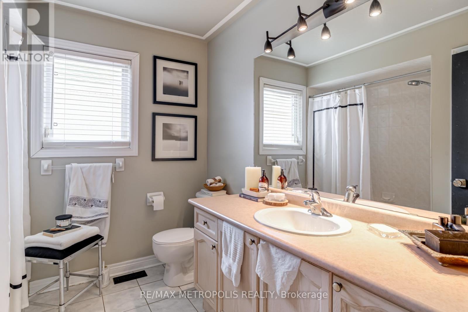 19 Miramar Drive, Markham (Greensborough), Ontario  L6E 1Z6 - Photo 31 - N12210577