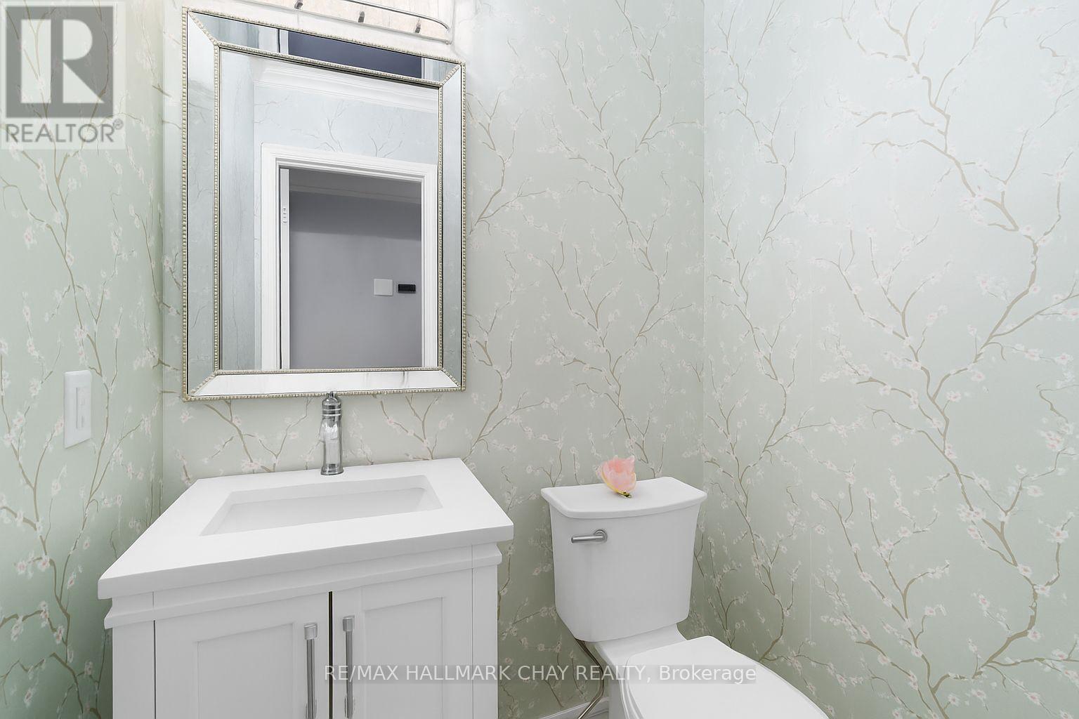 65 Imperial Crescent, Bradford West Gwillimbury (Bradford), Ontario  L3Z 2N8 - Photo 15 - N12210592