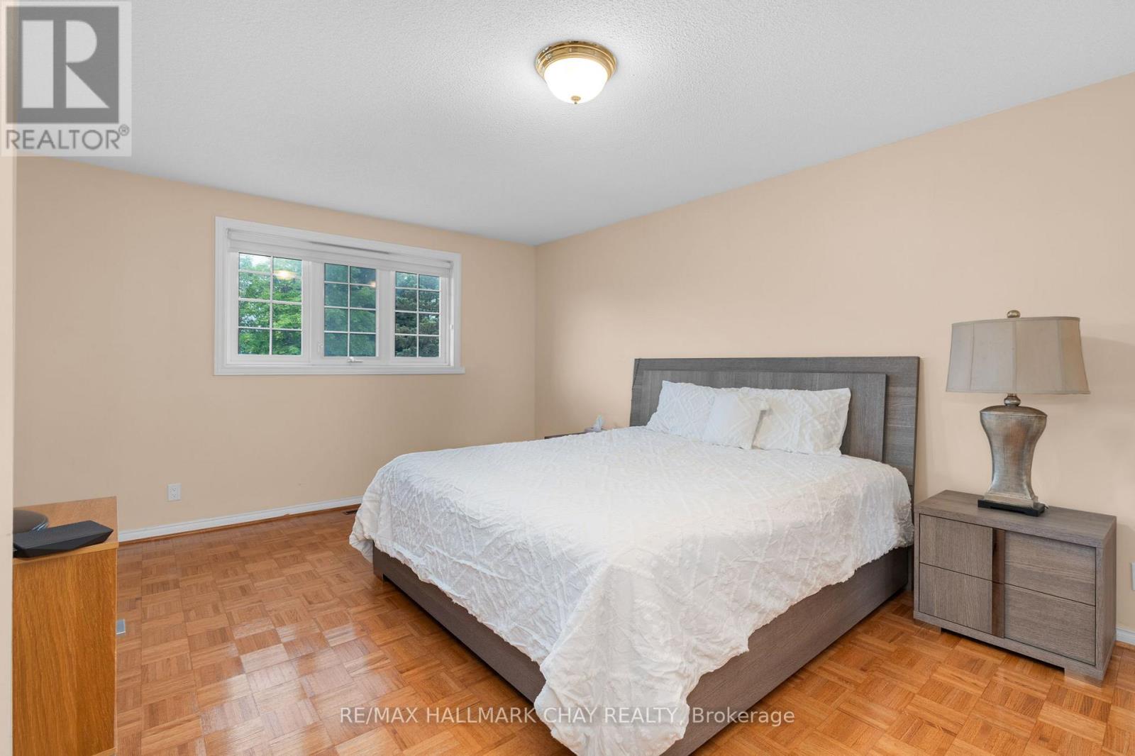 65 Imperial Crescent, Bradford West Gwillimbury (Bradford), Ontario  L3Z 2N8 - Photo 21 - N12210592