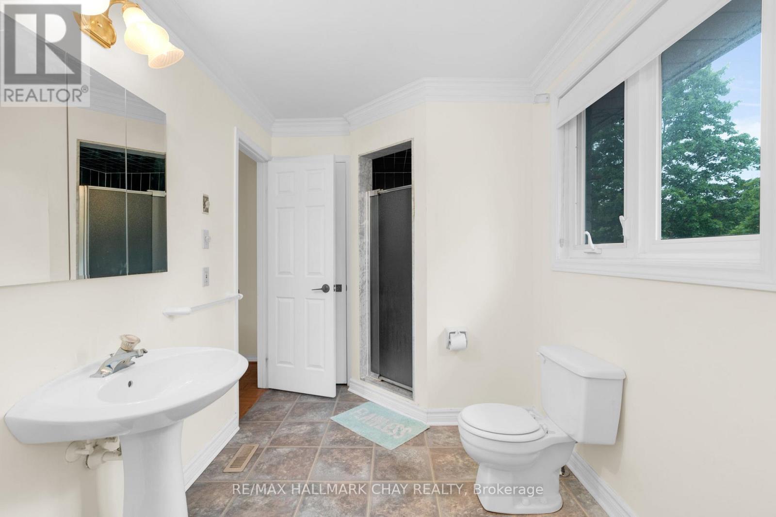 65 Imperial Crescent, Bradford West Gwillimbury (Bradford), Ontario  L3Z 2N8 - Photo 23 - N12210592