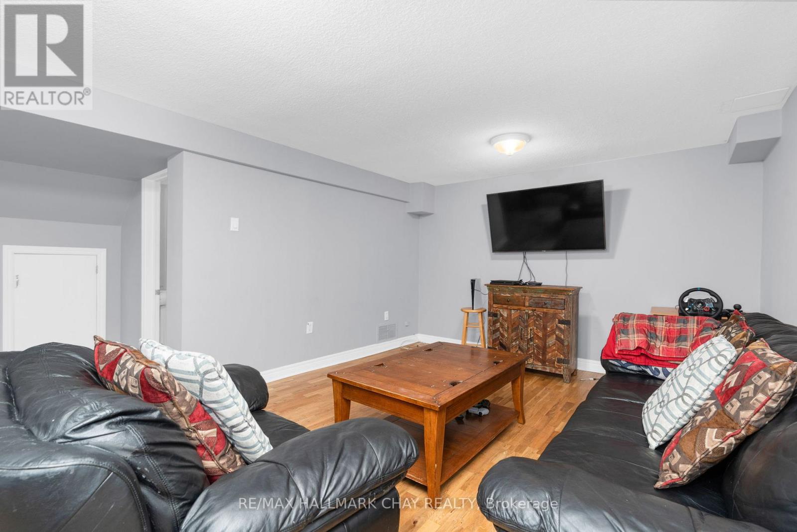 65 Imperial Crescent, Bradford West Gwillimbury (Bradford), Ontario  L3Z 2N8 - Photo 26 - N12210592