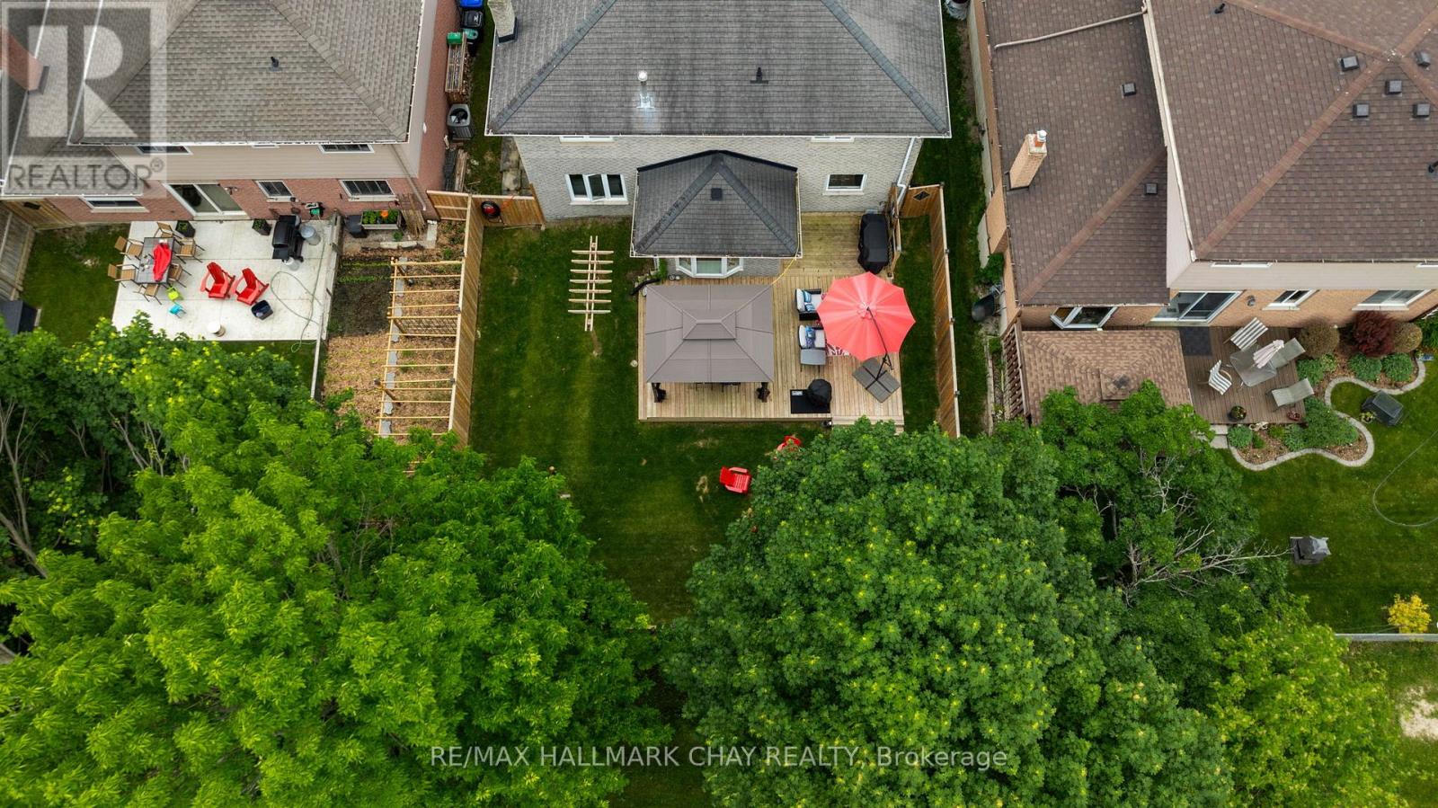 65 Imperial Crescent, Bradford West Gwillimbury (Bradford), Ontario  L3Z 2N8 - Photo 37 - N12210592