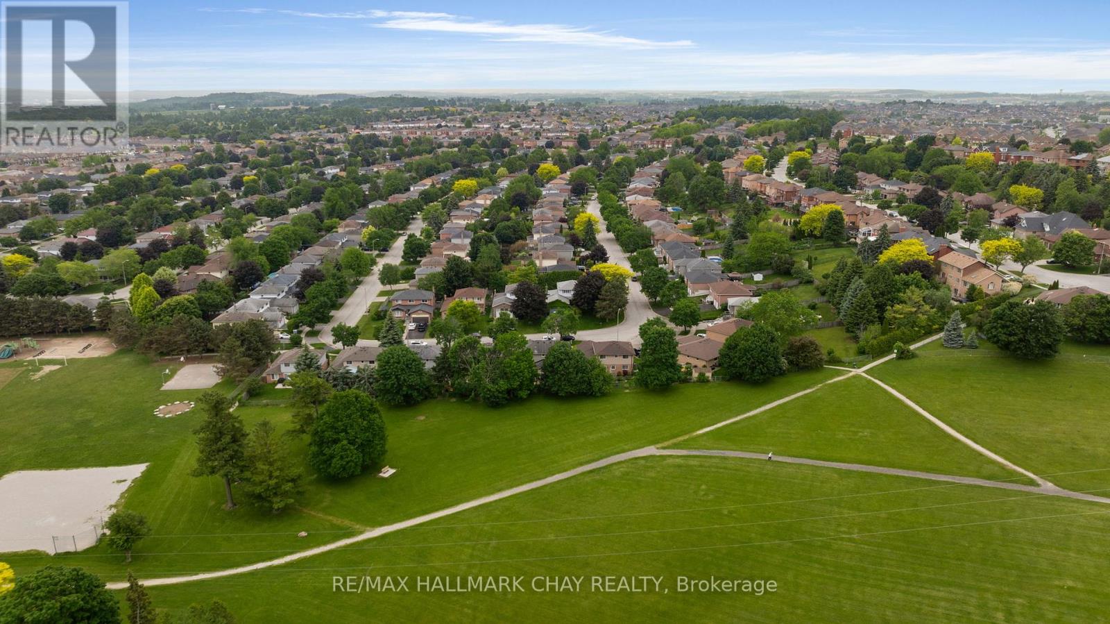 65 Imperial Crescent, Bradford West Gwillimbury (Bradford), Ontario  L3Z 2N8 - Photo 40 - N12210592
