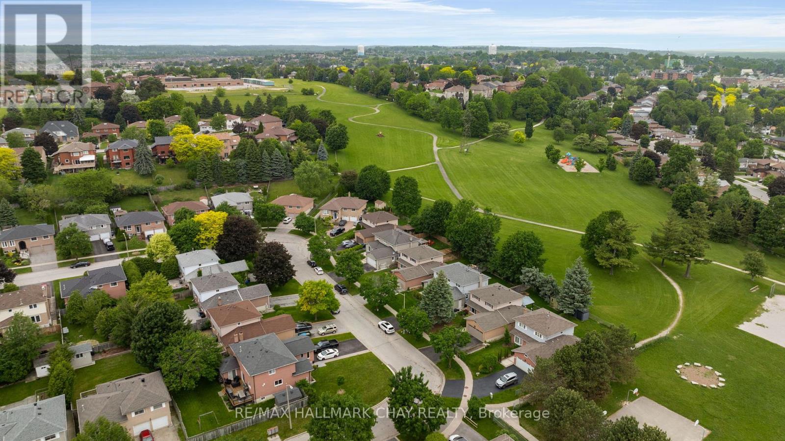65 Imperial Crescent, Bradford West Gwillimbury (Bradford), Ontario  L3Z 2N8 - Photo 43 - N12210592