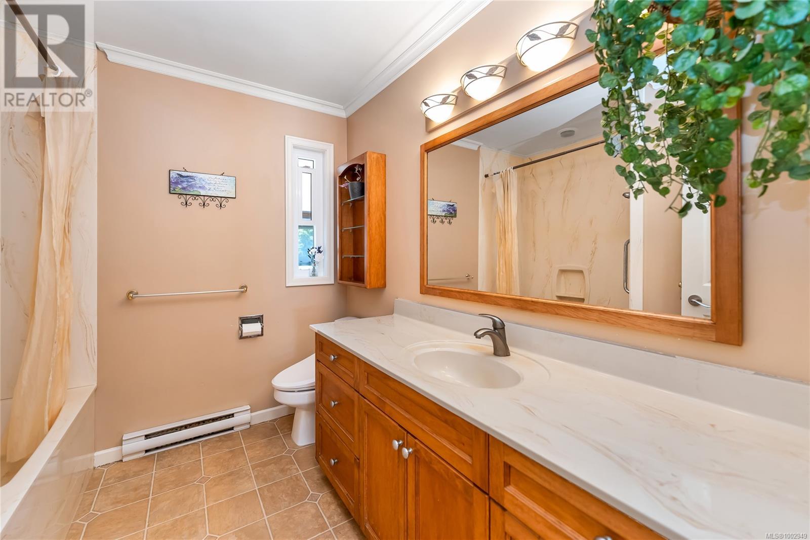 1808 Valencia Pl, Saanich, British Columbia  V8N 5W1 - Photo 17 - 1002949
