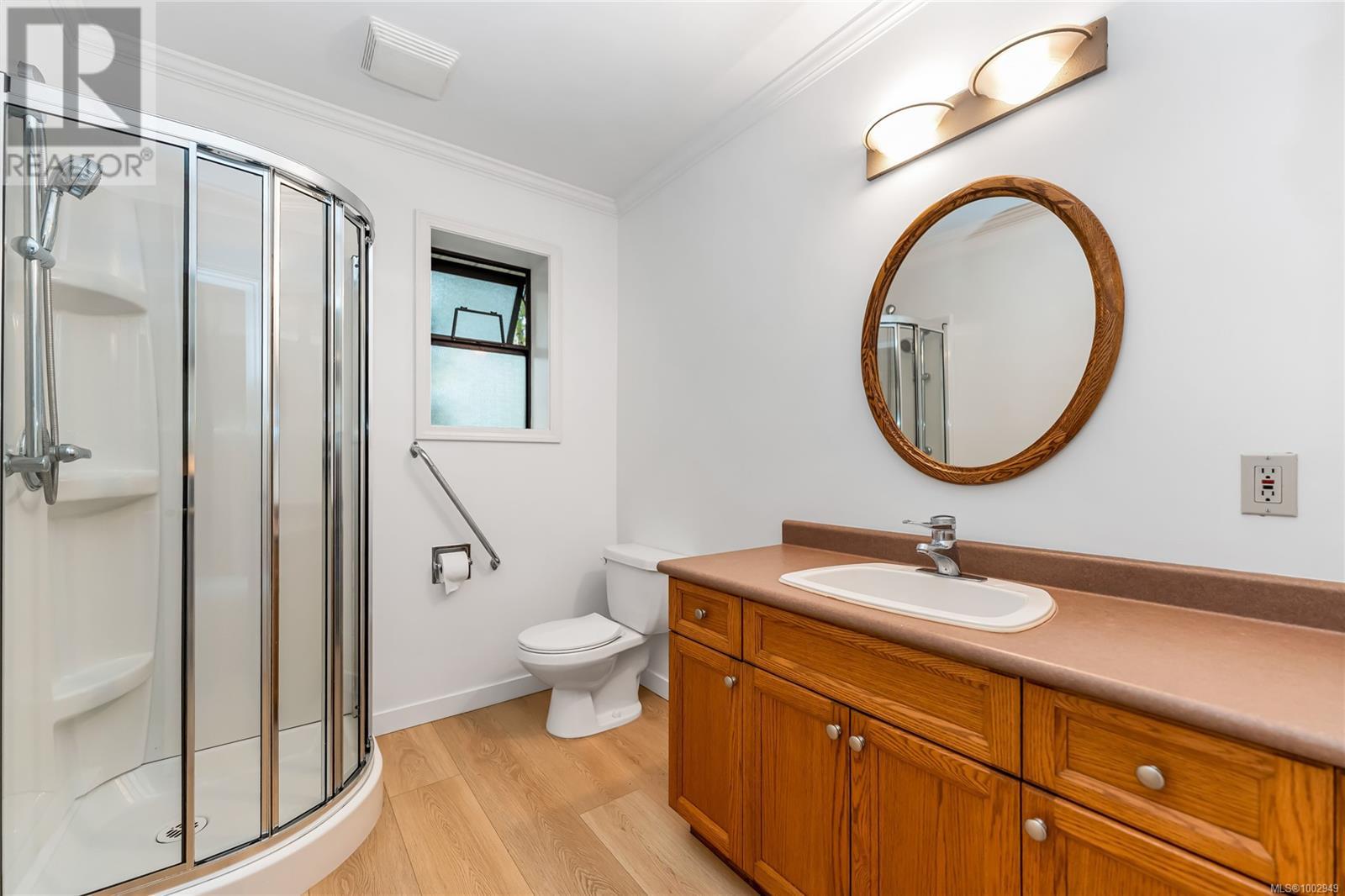 1808 Valencia Pl, Saanich, British Columbia  V8N 5W1 - Photo 41 - 1002949