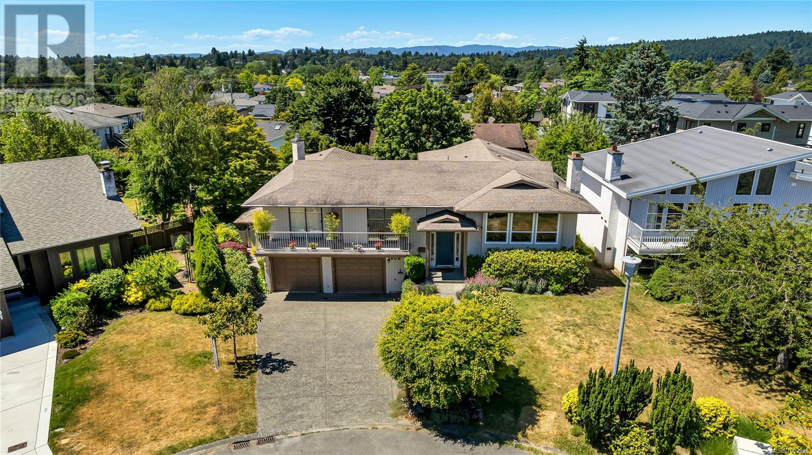 1808 Valencia Pl, Saanich, British Columbia  V8N 5W1 - Photo 54 - 1002949