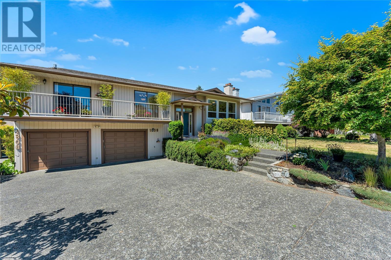 1808 Valencia Pl, Saanich, British Columbia