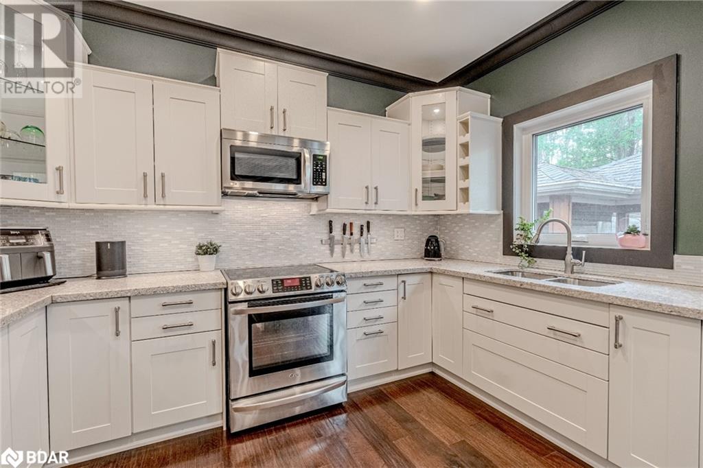 8 Thrushwood Drive, Barrie, Ontario  L4N 0Z1 - Photo 5 - 40739792