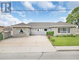 693 UPPER JAMES Street, Hamilton, Ontario