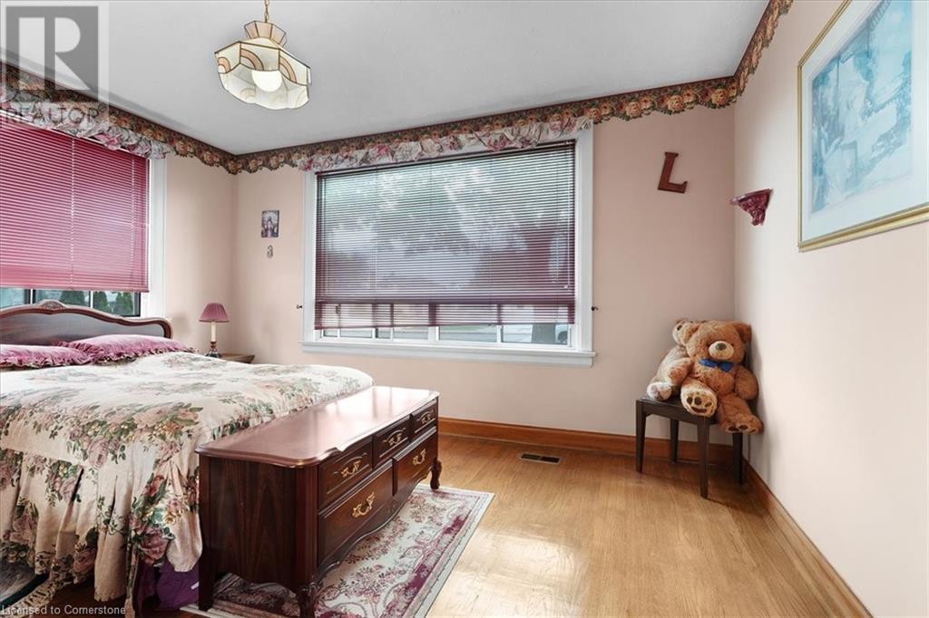 693 Upper James Street, Hamilton, Ontario  L9C 2Z7 - Photo 12 - 40739617