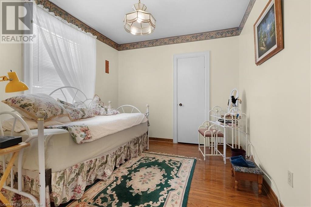 693 Upper James Street, Hamilton, Ontario  L9C 2Z7 - Photo 18 - 40739617