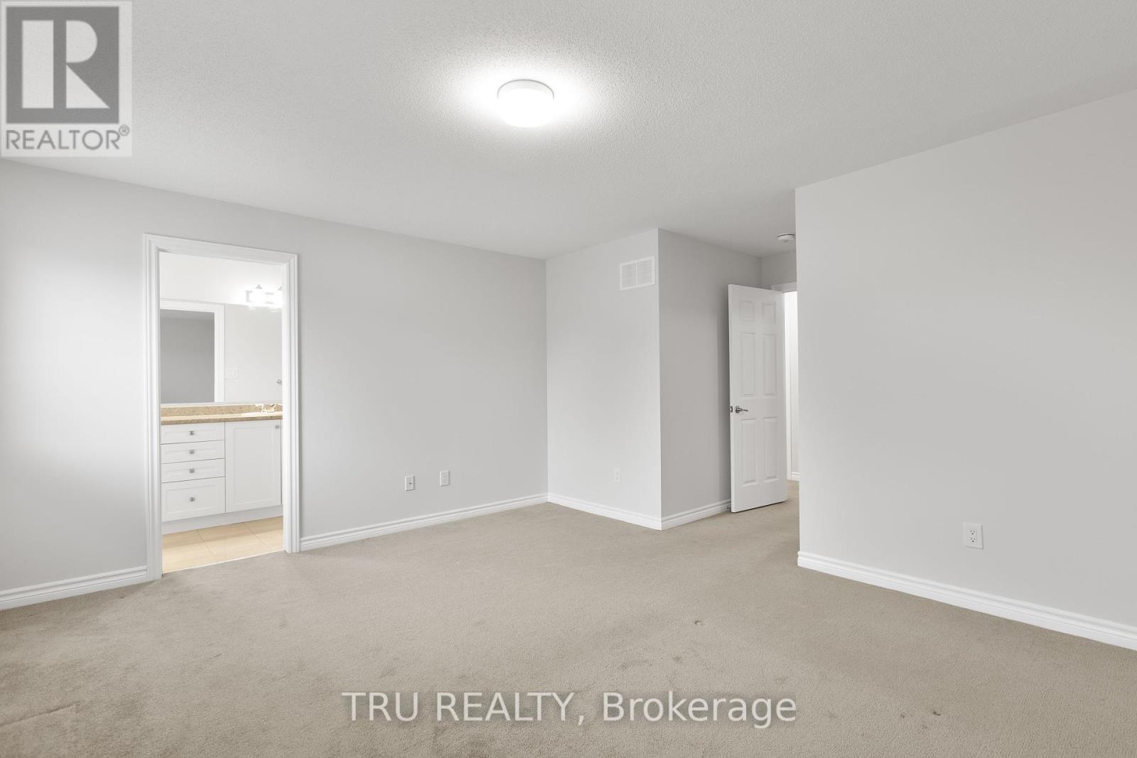 825 Brittanic Road, Ottawa, Ontario  K2V 0R6 - Photo 18 - X12210684