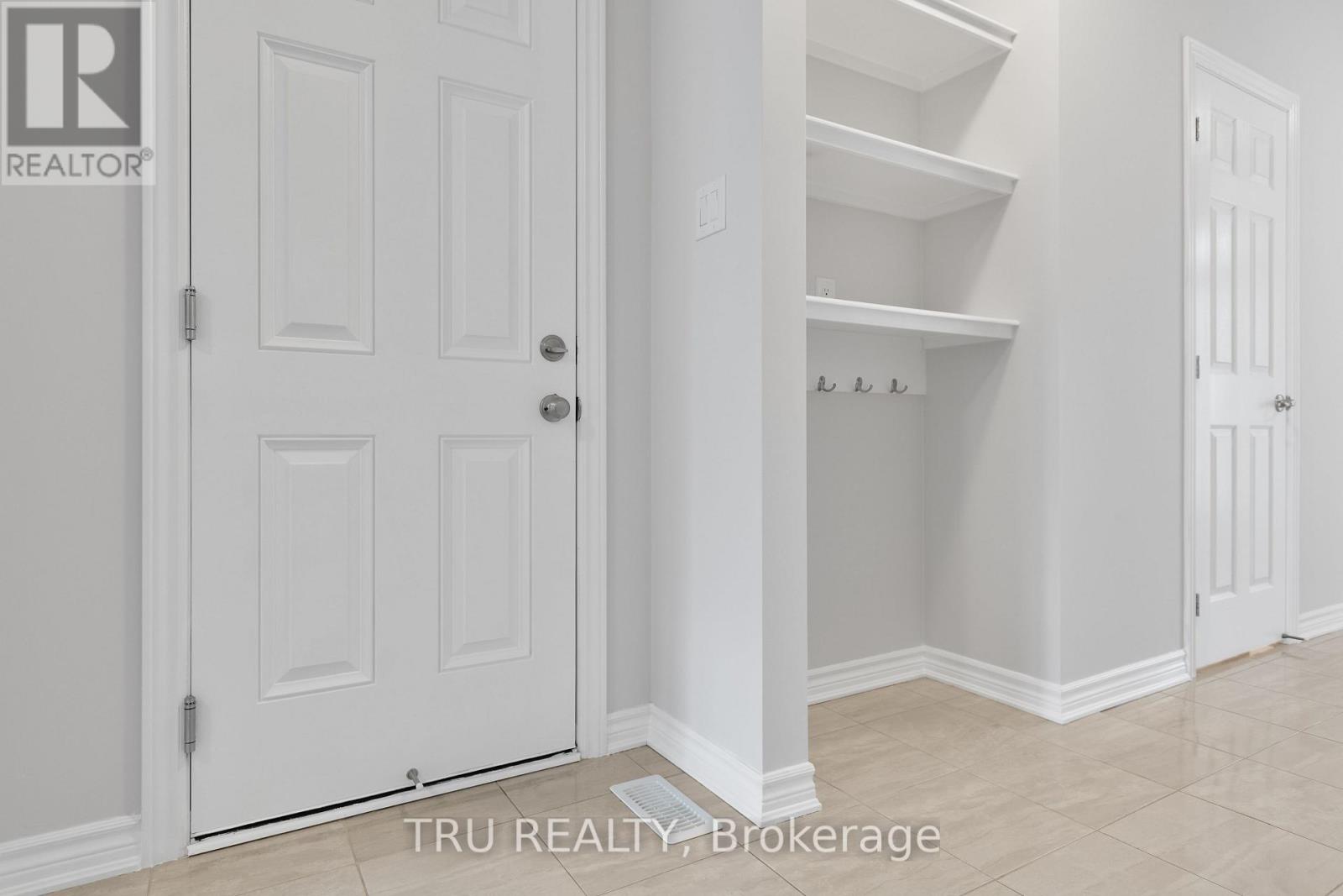 825 Brittanic Road, Ottawa, Ontario  K2V 0R6 - Photo 3 - X12210684