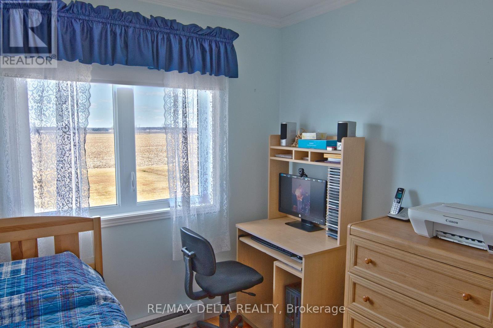 3010 Chemin Rollin Road, Clarence-Rockland, Ontario  K0A 3N0 - Photo 14 - X12210728