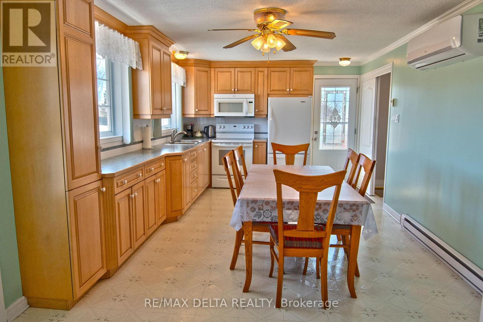 3010 Chemin Rollin Road, Clarence-Rockland, Ontario  K0A 3N0 - Photo 3 - X12210728