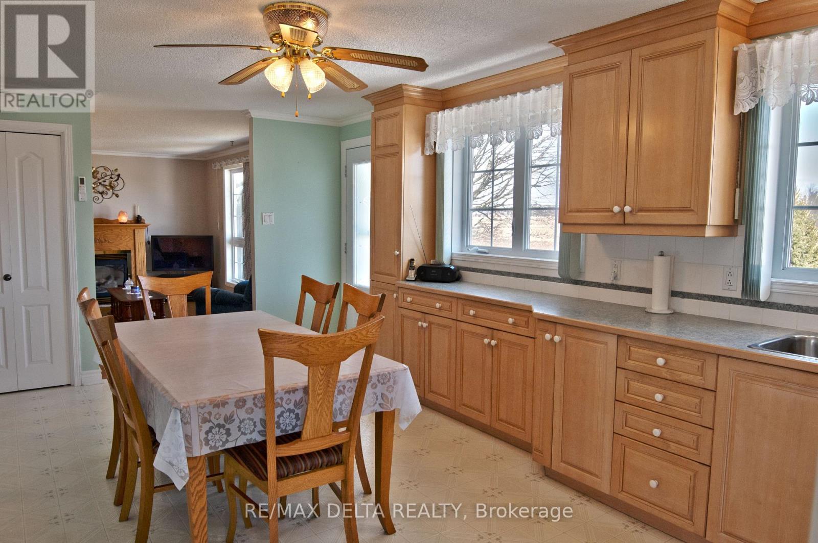 3010 Chemin Rollin Road, Clarence-Rockland, Ontario  K0A 3N0 - Photo 5 - X12210728