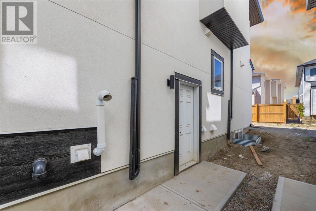 Property at 145 Saddlecrest Circle NE image 3
