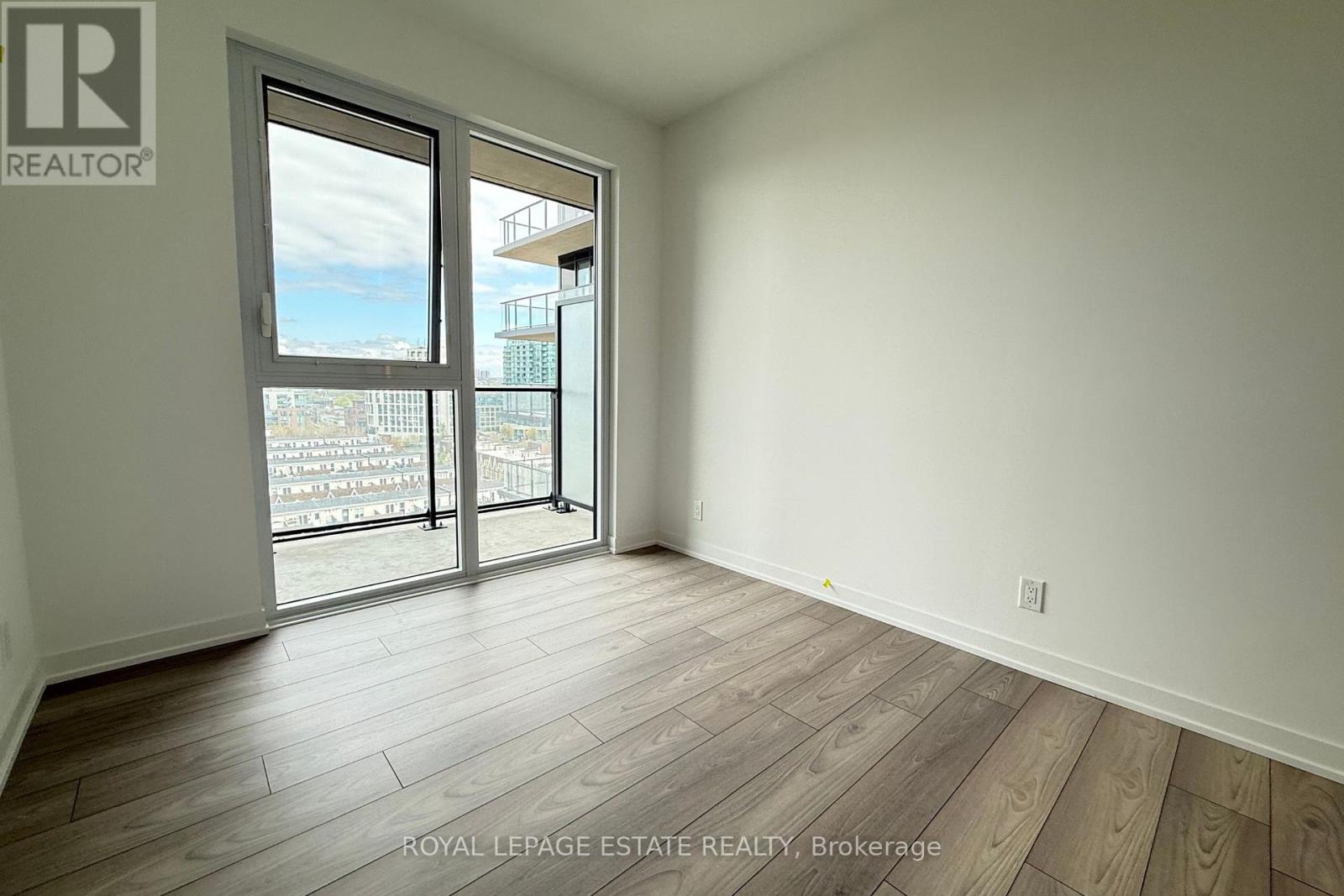 902 - 285 Dufferin St Street, Toronto (South Parkdale), Ontario  M6K 0J2 - Photo 8 - W12208653