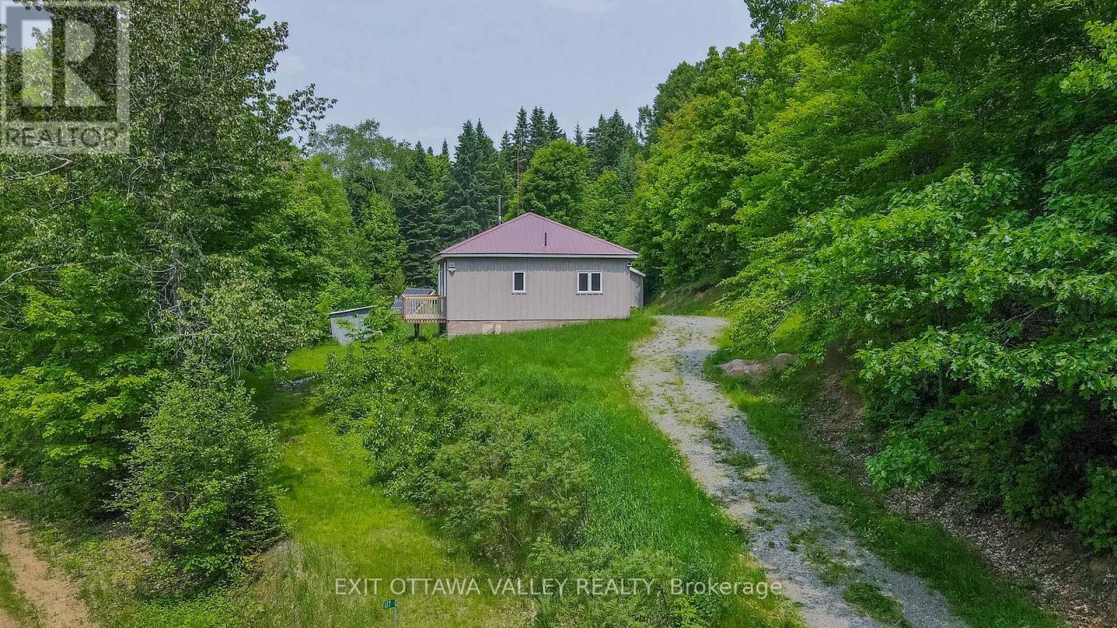 117 Craigmont Road, Brudenell, Ontario  K0J 1L0 - Photo 5 - X11994326