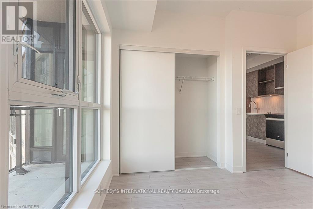 601 - 405 Dundas Street, Oakville, Ontario  L6M 4P9 - Photo 12 - W12210545