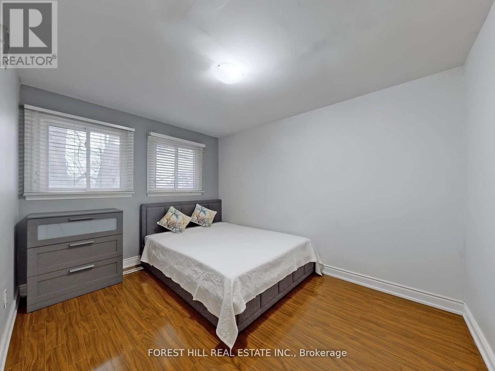 44 Herkley Drive N, Brampton, Ontario  L6V 2E8 - Photo 21 - W12210547