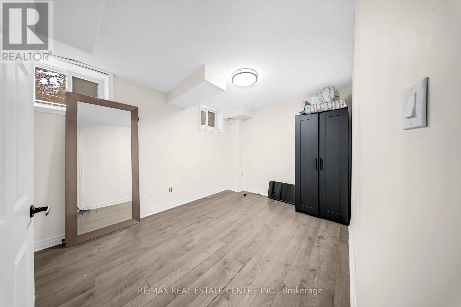 36 Bonnie Braes Drive, Brampton, Ontario  L6Y 0G8 - Photo 26 - W12210552