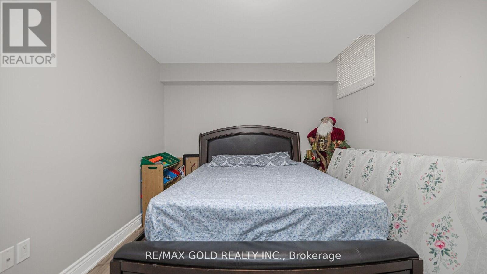 5 Lola Crescent, Brampton, Ontario  L7A 4J7 - Photo 39 - W12210571