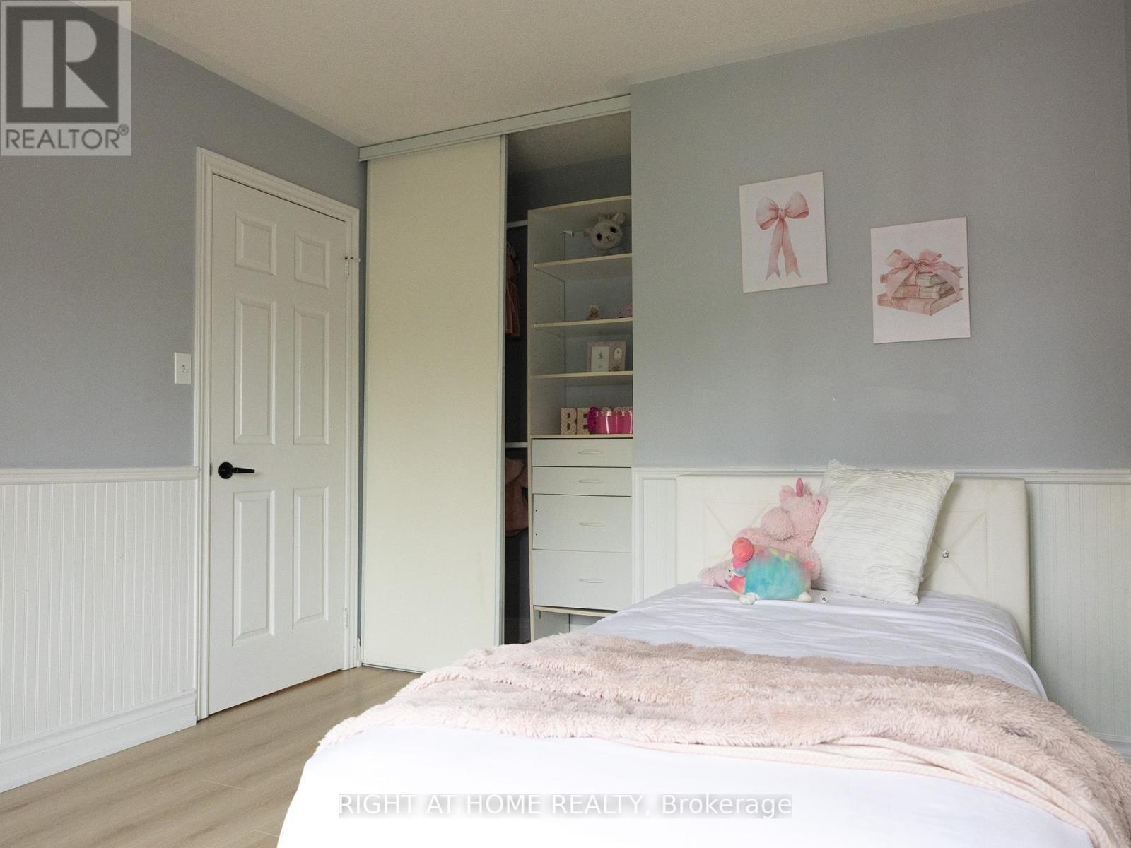 7031 Graydon Court, Mississauga, Ontario  L5N 7H4 - Photo 26 - W12210596