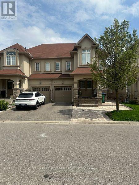 11 BEACHVILLE CIRCLE, Brampton, Ontario