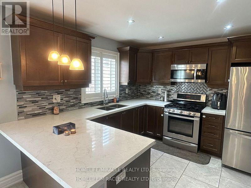 11 Beachville Circle, Brampton, Ontario  L6X 0V4 - Photo 17 - W12210623