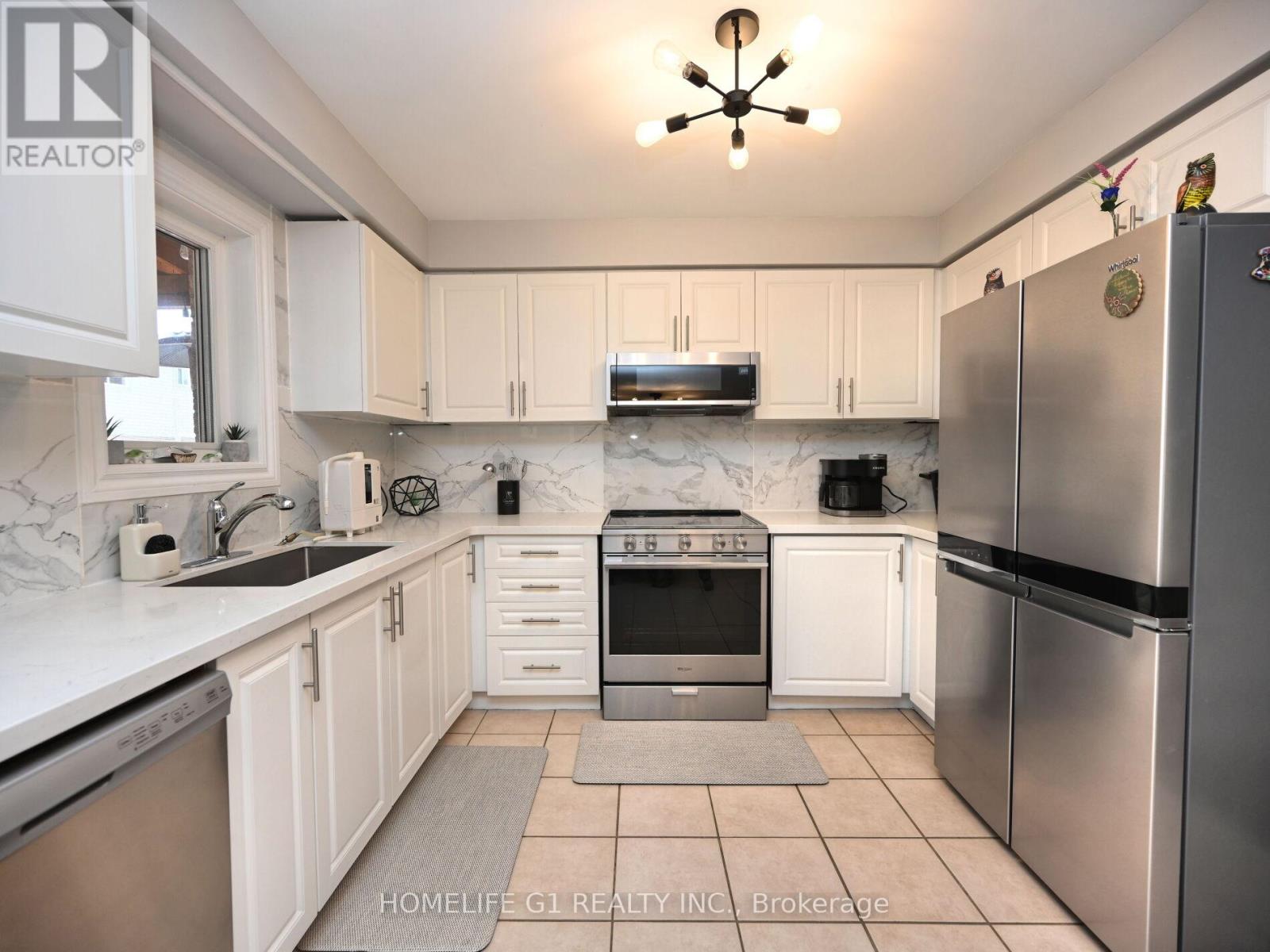 8 Ridgemore Crescent, Brampton, Ontario  L7A 2L6 - Photo 14 - W12210626