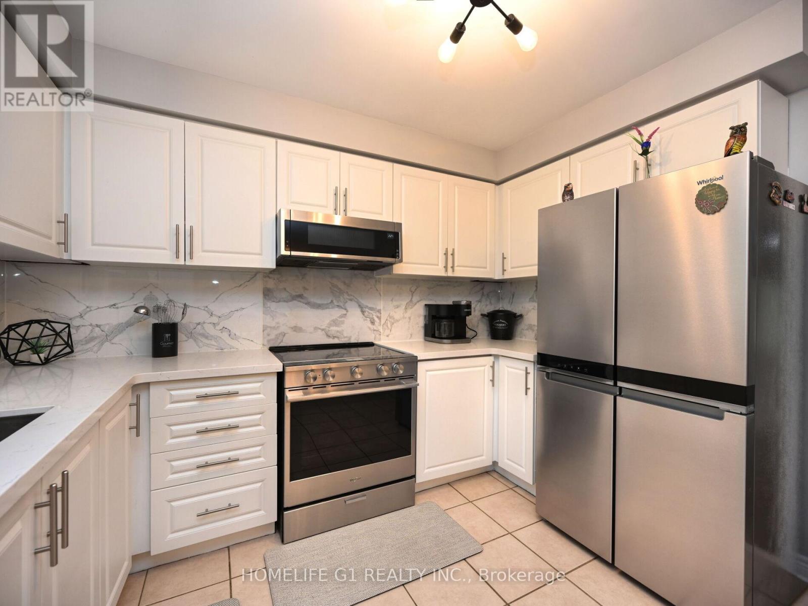 8 Ridgemore Crescent, Brampton, Ontario  L7A 2L6 - Photo 18 - W12210626