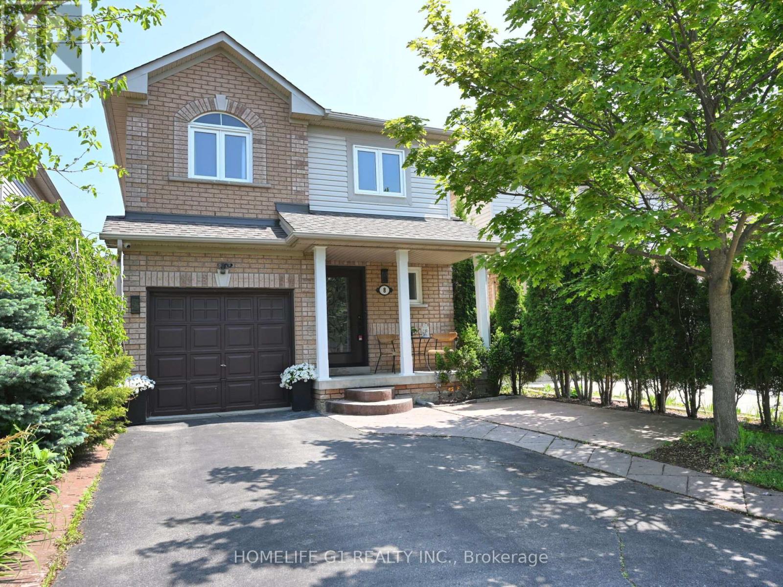 8 Ridgemore Crescent, Brampton, Ontario  L7A 2L6 - Photo 2 - W12210626