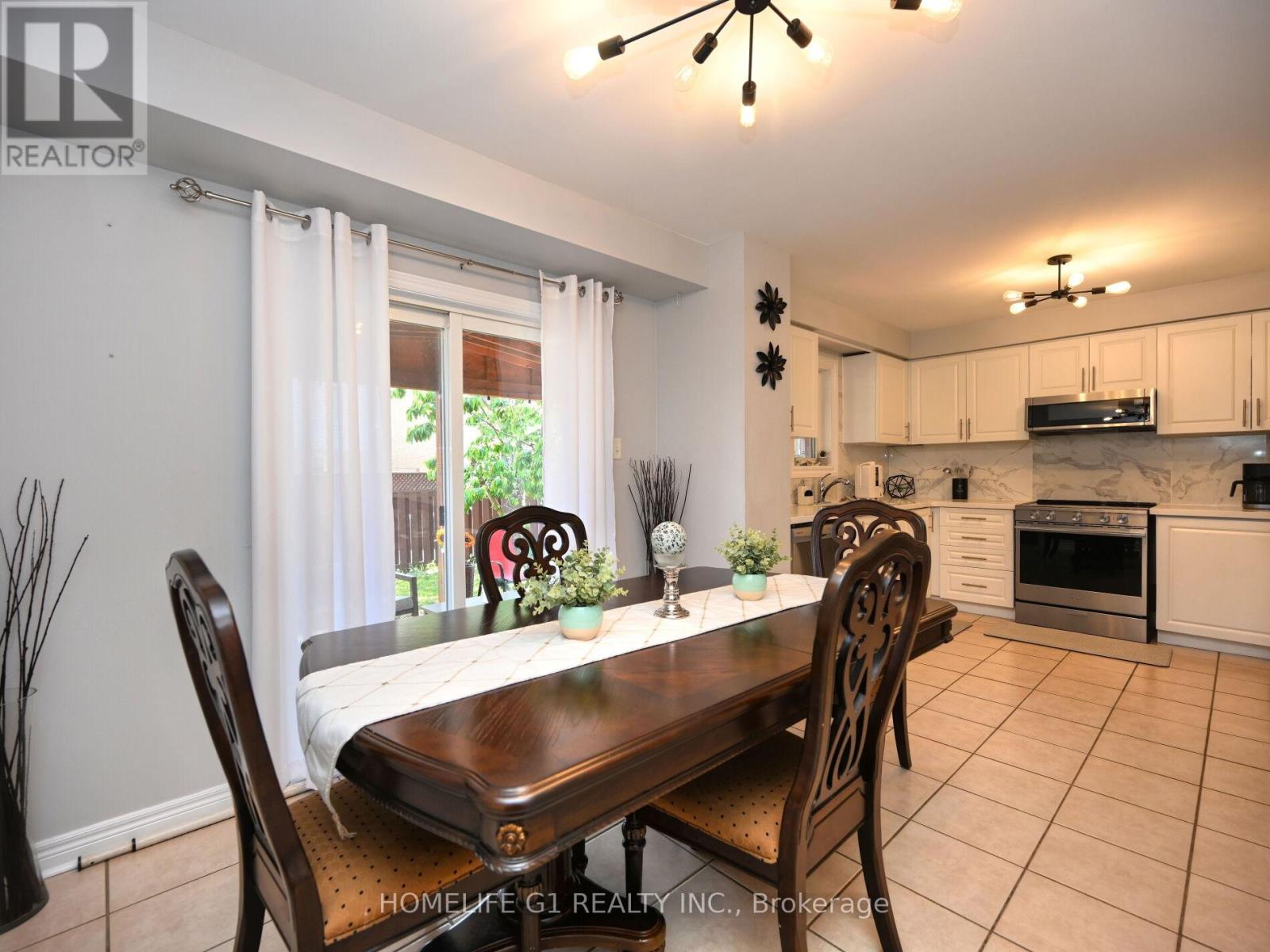 8 Ridgemore Crescent, Brampton, Ontario  L7A 2L6 - Photo 22 - W12210626