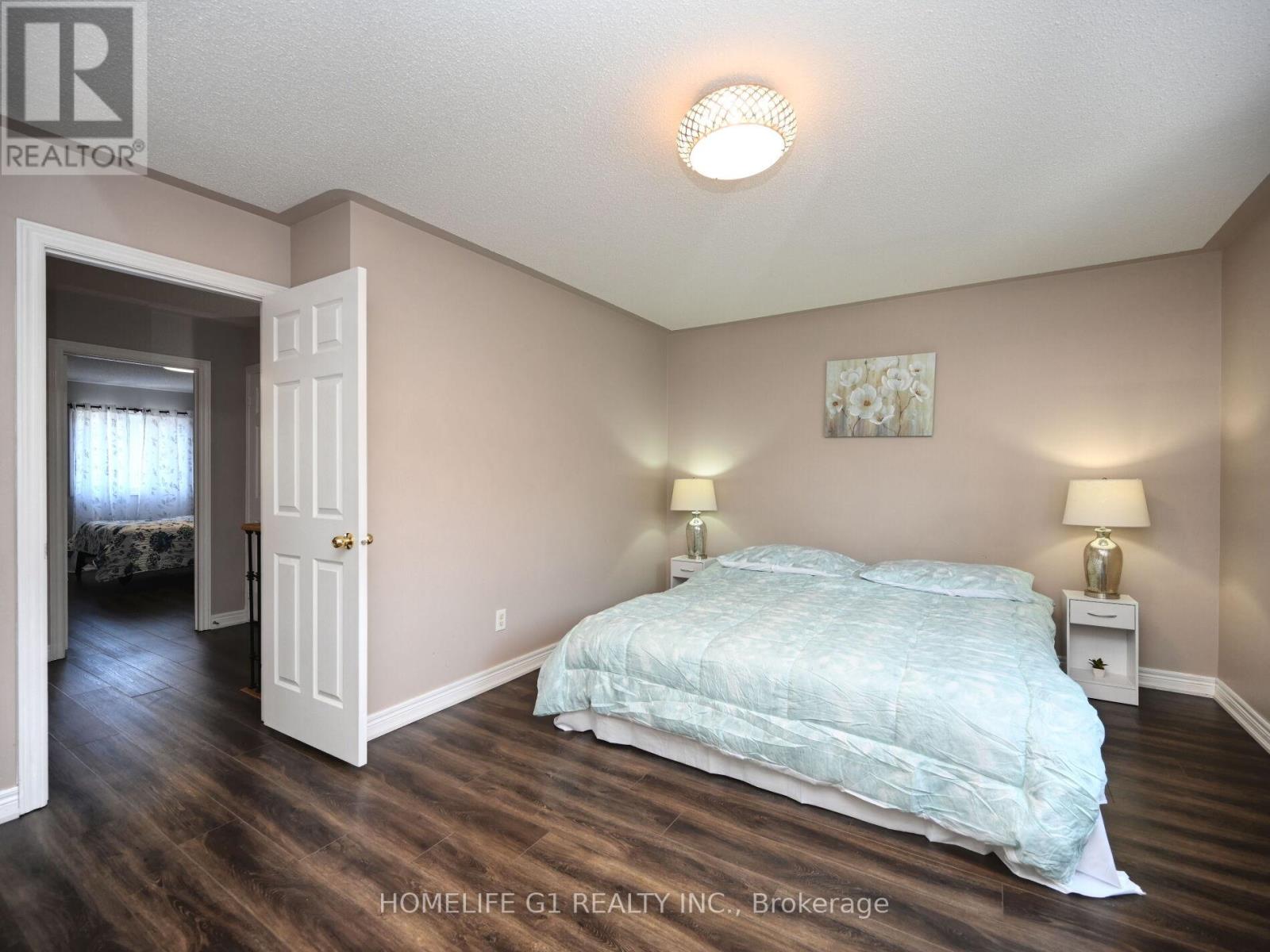 8 Ridgemore Crescent, Brampton, Ontario  L7A 2L6 - Photo 27 - W12210626