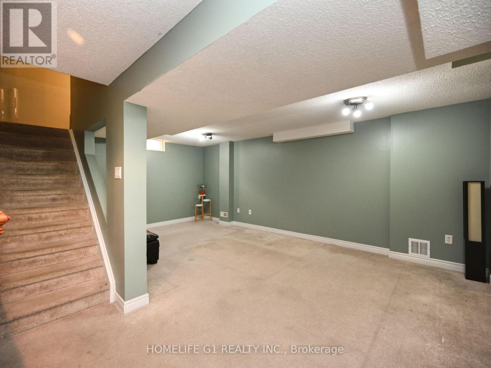 8 Ridgemore Crescent, Brampton, Ontario  L7A 2L6 - Photo 41 - W12210626